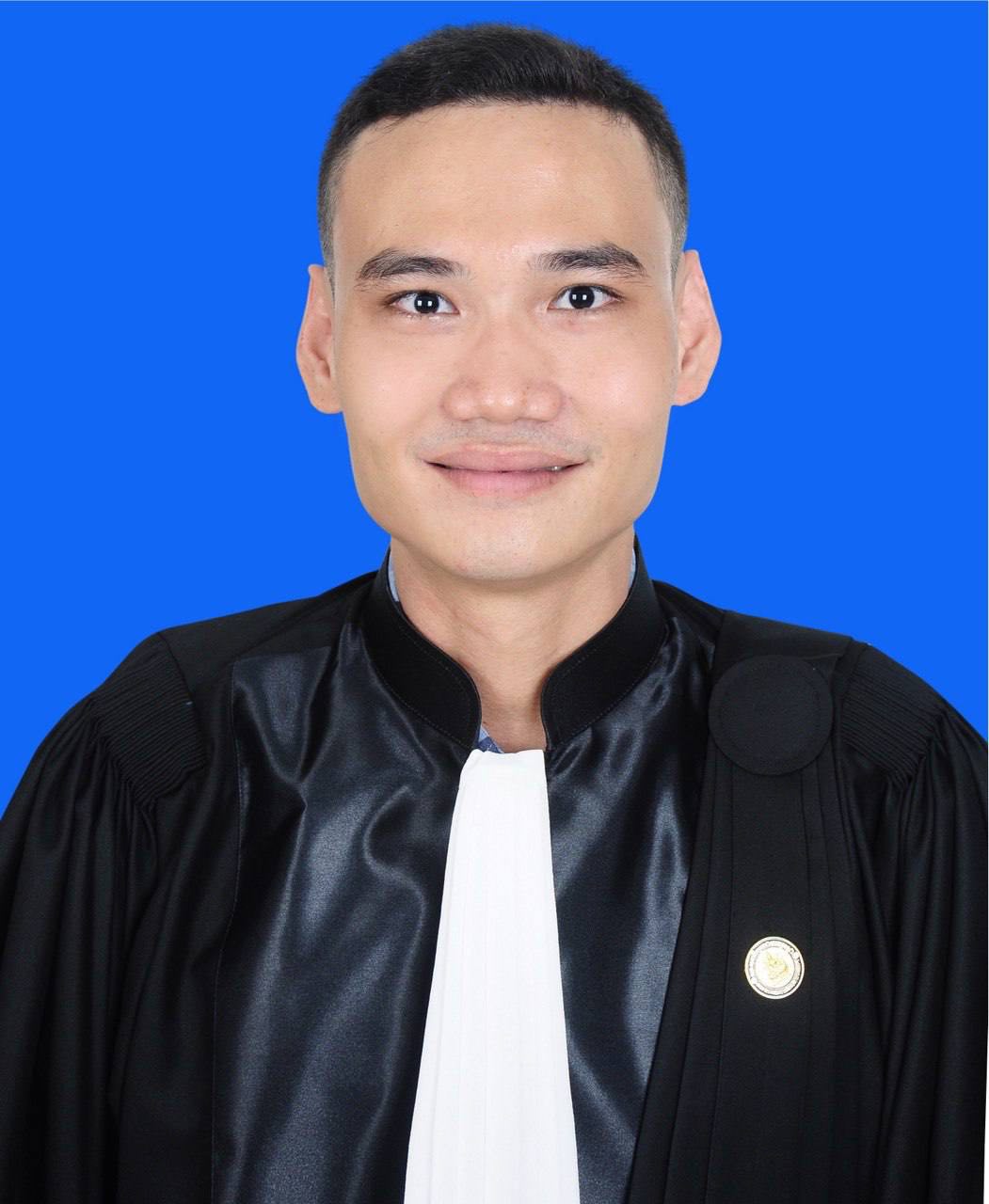 មេធាវី ខាត់ធី ឌីម៉ង់